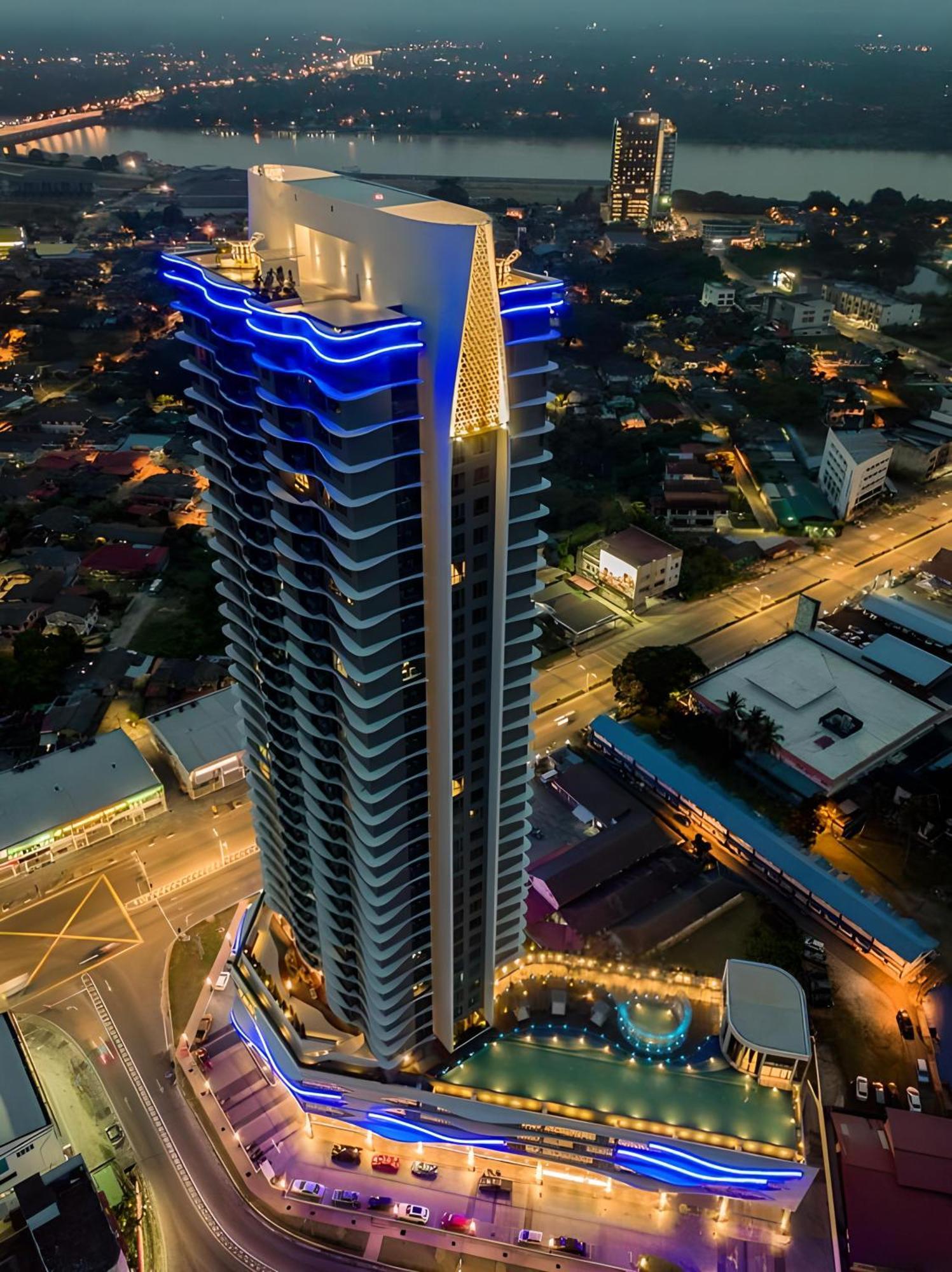 2Br Premium Suites Troika Kota Bharu By Aghome Ngoại thất bức ảnh