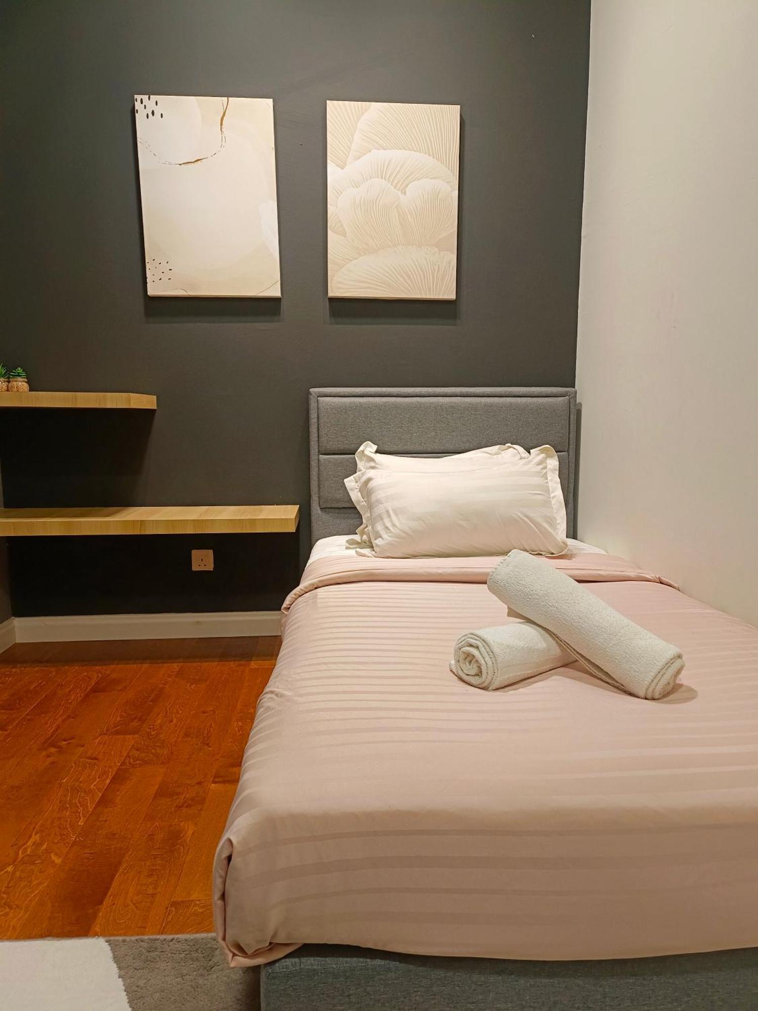 2Br Premium Suites Troika Kota Bharu By Aghome Ngoại thất bức ảnh